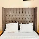 Oyo 1233 Home Elite 1 Residence Sports City, Dubai
